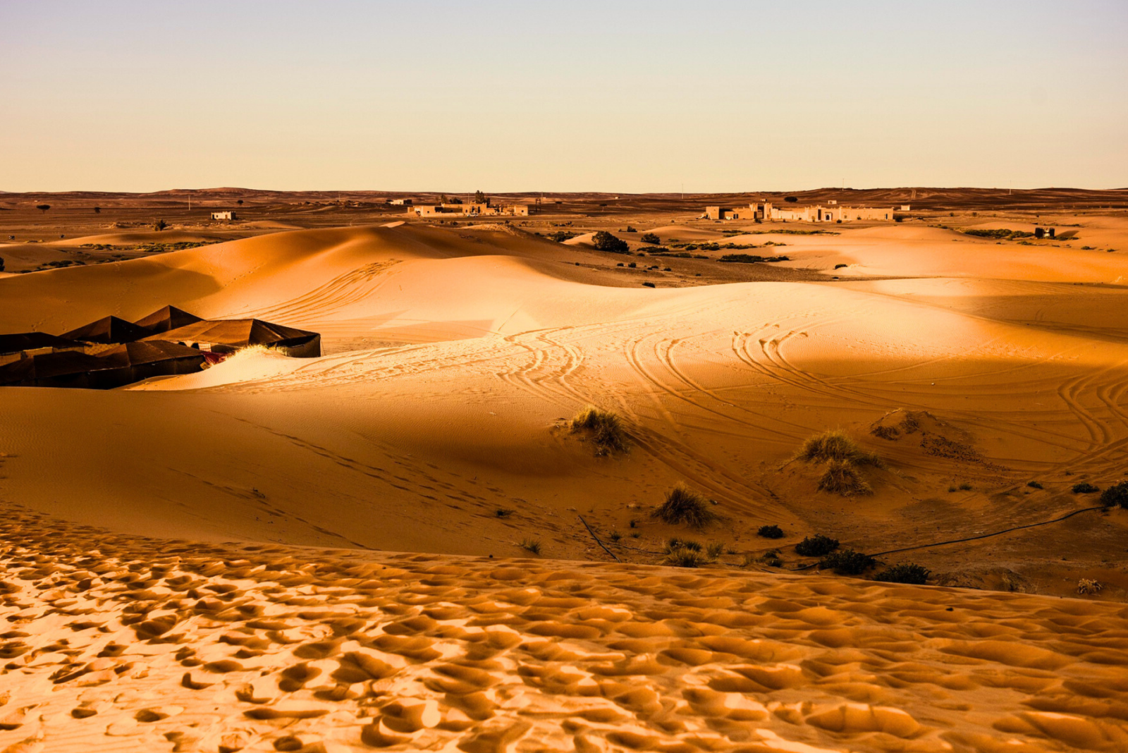 Marrakech sogno d’Oriente: spezie nell’aria, colori che incantano, tramonti dorati e sorrisi senza tempo