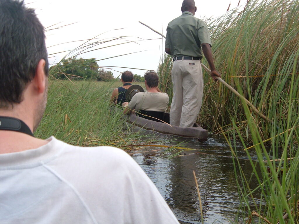 Passeggiata in mokoro nelle foci dell'okavango