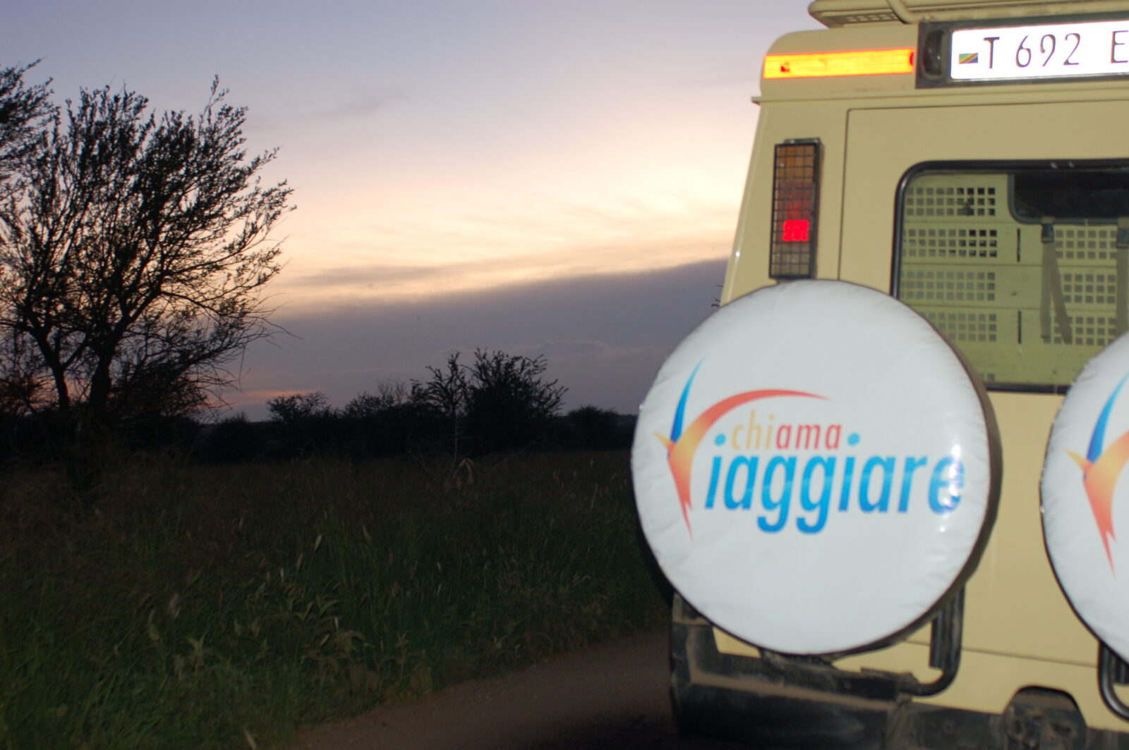 tramonto nel serengeti