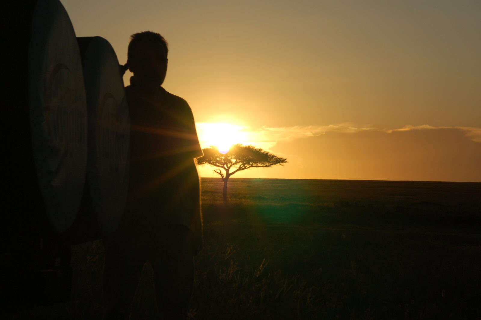 tramonto nel serengeti uno dei parchi della Tanzania